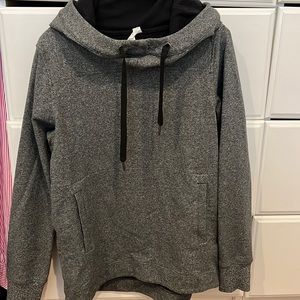 Women’s Lululemon Grey Hooded Sweatshirt size 6